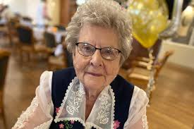 Ida "Rita" Bouchard: célébrer ses 100 ans tout en sourire