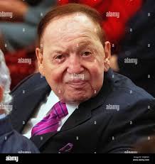 Sheldon adelson donald trump hi-res stock photography and images