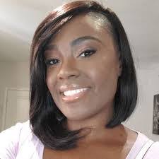 Aurelia Goodman's Instagram, Twitter & Facebook