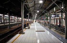 Kirim loker terbaru ke emailmu. Banjir Surut Perjalanan Kereta Api Di Semarang Kembali Normal Okezone Travel