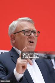 1,213 Nicolas Schmit Photos & High Res Pictures