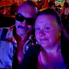 Oh yeah!!! It's going down at Poodies Roadhouse Monday night! John Arthur  Martinez is hosting Eric Beverly for the Songwriters Showcase at 6:30pm.  Come grab a steak dinner and listen to stories