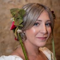 40+ "Angela Gavin" profiles