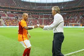 Mancini, ayrıca türkiye kupası'nı kazanma ve ligi. Mancini Ye 4 Yildizli Kagit Surprizi Galatasaray Org