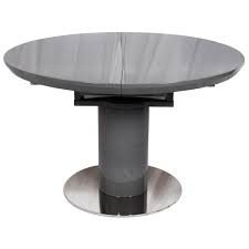 White extending round dining table in good condition. Varna Round Extending Dining Table 120 160xm Grey Collingwood Batchellor