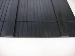 Horse & dog rubber, interlocking, portable and stall mats. China Horse Trailer Tailgate Ramp Mat China Equine Rubber Mat Horse Float Mat
