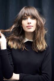 This cut would be good with any colours you choose. Pin By Helem Rayris On Hair Alexa Chung Hair Hair Styles Medium Hair Styles