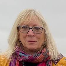 Christmas at Miss Moonshine's Emporium: An uplifting collection of  feel-good festive stories (Miss Moonshine's Wonderful Emporium): Fairfax,  Helena, Baker, Mary Jayne, Claire, Sophie, Cooper, Jacqui, Wren, Angela,  Laval, Marie, Field, Kate, Pollard,