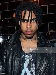 i gave away my first vinyl to @sskkyyyy got coffee, talked music and  politics @miyagirecordshop @homecourtcollective, and yesterday ya'll sold  them all out grateful for ya'll shout to @tiinley @miyagirecordshop