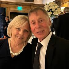 Should I follow my dream of being an artist or take my parents' offer to  study law or medicine?