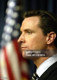 Susan Croy and her partner Stevie Van Emmens get their picture taken...  News Photo