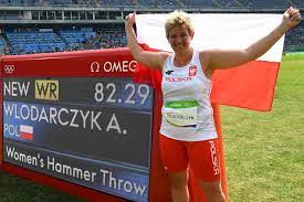 Kadınlar çekiç atma tarihinde 80 metrenin üzerine çıkan ilk isim olan sporcu, mevcut dünya ve olimpiyat rekorunun da sahibidir. Olimpiada 2016 Anita Wlodarczyk Zdobyla Zloty Medal Moj Ty Boze Co Ja Zrobilam Eska Pl