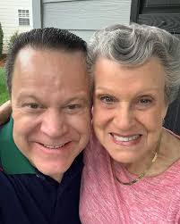 Linda Seals's Instagram, Twitter & Facebook