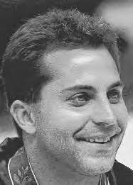 Jeri Au's Instagram, Twitter & Facebook