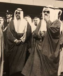 Al Sabah In 2021 Sabah Nun Dress Fashion