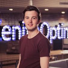Hamish macdonald (born 18 may 1981) is an australian broadcast journalist and news presenter. Hamish Macdonald Programmatic Pioneers Flagship Virtual Summit