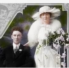 Pin By Lola Rossello Almendros On Colorized Vintage Wedding Photos Wedding Dresses Vintage Wedding Gowns Vintage