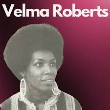 Selena Cash's Instagram, Twitter & Facebook