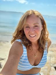 Is there anyone can advise about travelling to Miami from Bahamas