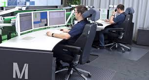 Im schichtbetrieb sitzen hier unterschiedliche personen. Leitstellenstuhl Recaro Operatorstuhl 24 7 Jungmann Systemtechnik
