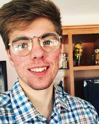 Andrew Tschida's Instagram, Twitter & Facebook