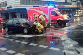 Wie schnell sich die polizei meldet, hängt vom jeweiligen ermittlungsstand ab. Fahrerflucht 142 Stgb C Wann Kommt Die Polizei Nach Einem Unfall