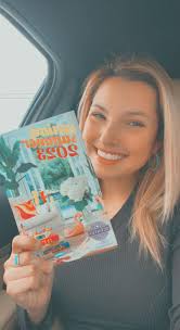 Hi everyone! I'm Jacquie and I'm so excited to announce that I am a  certified scentsy consultant, I've been a huge fan of their warmers and  amazing scents for 3 years now,