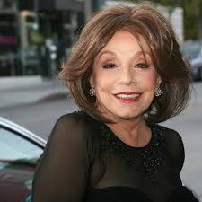 Grace Robbins's Instagram, Twitter & Facebook