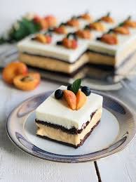 Prăjitură Cu Ciocolată Duo Mousse De Caise și Ciocolată Albă Cu Mascarpone Chef Nicolaie Tomescu Sweet Desserts Easy Desserts Vegan Bakery
