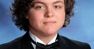 Fort Dorchester High School graduates