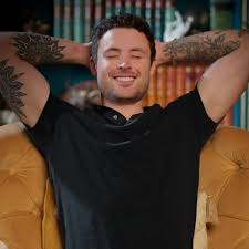 Sarah Saul (@srsaul04)