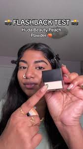 Does Huda Beauty Sugar Cookie Have Flashback