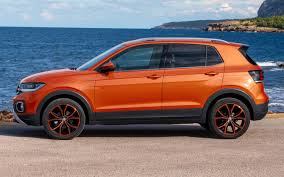 Pret valabil la achizitie prin programul rabla. Comparison Volkswagen T Cross 2019 Vs Audi Q3 Quattro 2019 Suv Drive