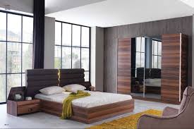 Modern Bedrooms Characterized By Simple In Design With Luxurious That Appear In The Overlap Bedroom Furniture Design Wardrobe Design Bedroom Bedroom Bed Design