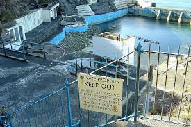 Traie Meanagh Outdoor Swimming Pool Abandoned Theme Parks Pool Images Abandoned Places