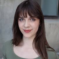 Elsie Harrington's Instagram, Twitter & Facebook