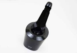 This guide will demonstrate how to replace the shaver head blades for philips norelco face shavers with the three blade head design. Philips Norelco 5700 Electric Shaver Review