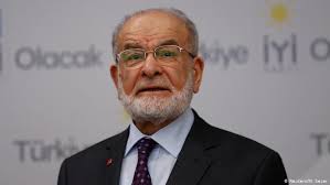 Temel karamollaoğlu'nun genel başkanlığı sona erecek, saadet partisi cumhur i̇ttifakı'na girecek. Karamollaoglu Ak Parti De Kopuslar Basladi Turkiye Dw 26 06 2019