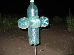 Image result for plašič krtků z pet lahve