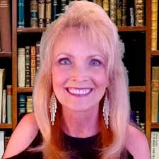 Teresa Cundiff's Instagram, Twitter & Facebook