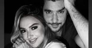 Hadise, önceki akşam astoria'dan çıkarken objektiflere takıldı. Son Dakika Kaan Yildirim Sevgilisi Hadise Nin Yasak Ask Iddialari Karsisinda Sessizligini Bozdu Kaan Yildirim Dan Hadise Ye Destek Son Dakika Magazin Haberleri