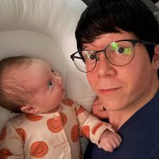 Yoko stealing Liams seat both