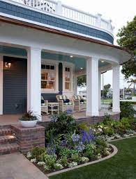 Amazing Farmhouse Front Yard Landscaping Discover new farmhouse landscape designs and ideas to boost your home's curb appeal.