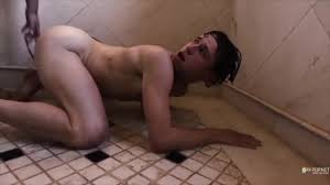 Domestic Slave Gets Rewarded by Powerful Top in Explicit Scenes