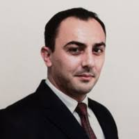 1900+ perfiles de «Vintila»