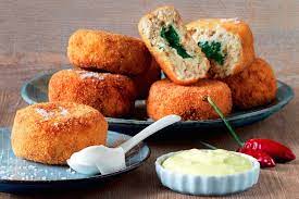 15 3,3 molto facile 15 min kcal 179 leggi. Polpette Si Ma Di Pesce 12 Idee Dal Polpo Allo Spada