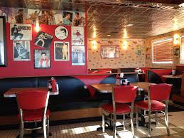 Iggy S Diner Inner Self Elvis Forever Carthage Mo Best Diner States In America Road Trip Fun