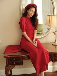 Em đến với chương trình trong tâm thế rất yên tâm. Hoa Háº­u PhÆ°Æ¡ng Khanh Ná»n Na Trong Ta Ao Dai Ä'on Xuan 2020 Hinh 7 Trong 2020 Phong Cach Thá»i Trang Ao Dai Dress Outfits