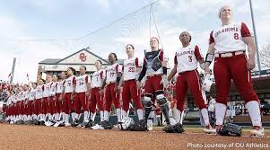 — oklahoma softball (@ou_softball) may 29, 2021 veteran mendes led things off with a double in the top of the fifth, then senior captain lynnsie elam drilled one to center to drive in another run. Women S College World Series Arizona State Vs Oklahoma Recap Fastpitch Softball News College Softball Club Softball