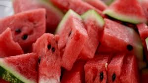 In fact, water and fiber content seem to determine a healthy weight in. Three Tips To Pick Out A Sweet Watermelon Morning Ag Clips
